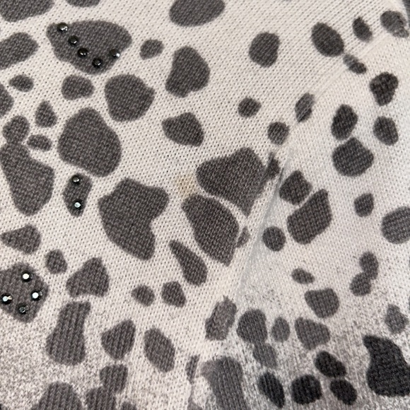 Alfred Dunner Animal Print Lightweight Sweater Size PM - Picture 2 of 6